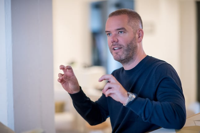 Ontdek de opinie van Dado Van Peteghem over AI | Fiberklaar